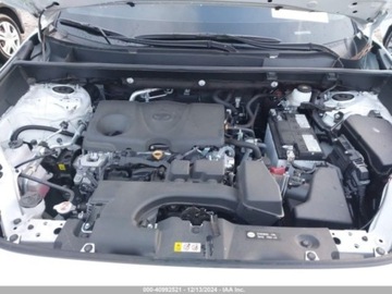 Toyota 2024 Toyota RAV4 2024r., LE, od ubezpieczalni 2.5 Benzyna 203KM, zdjęcie 9