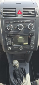 Volkswagen Touran II 2.0 TDI 140KM 2015 Volkswagen Touran 2.0 Tdi Full 7 osob, zdjęcie 26