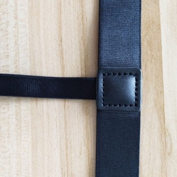 ОРИГИНАЛЬНЫЕ ПОДДЕРЖКИ ДЛЯ РУБАШКИ удерживают рубашку прямо в юбке.