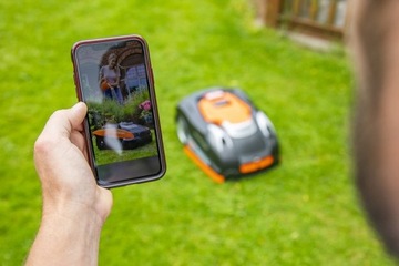 Робот-косилка Yard Force 18 см RNX60I + триммер