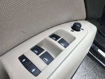 Audi Q7 I SUV 3.0 TDI quattro 233KM 2006 Audi Q7 QUATTRO AUTOMAT LEDY SKORY NAWIGACJA KAMERA GRZANE FOTELE EL.SZYBY, zdjęcie 30