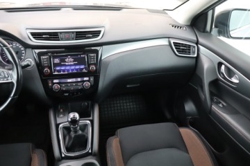 Nissan Qashqai II Crossover Facelifting 1.3DIG-T 140KM 2019 Nissan Qashqai 1.3 DIG-T, Salon Polska, zdjęcie 7