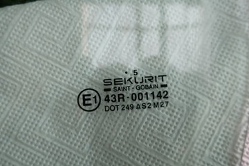 SKLO (OKNO) DVEŘE LEVÝ SUZUKI JIMNY SECURITY 05R