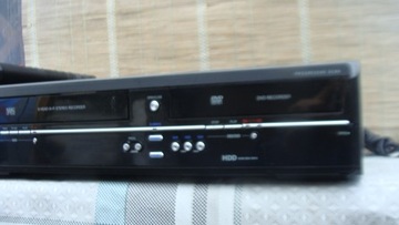 DVD-рекордер FUNAI TD6D-D4413DB