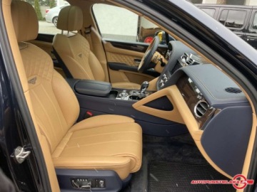 Bentley Bentayga 2021 Bentley Bentayga Auto Punkt 4.0 Benzyna 550KM, zdjęcie 12