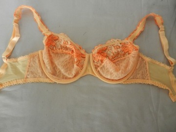 КОМПЛЕКТ СЕКСУАЛЬНОГО БЕЛЬЯ LEJABY 70DD