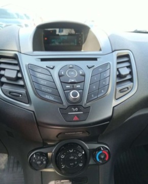 Ford Fiesta VII Hatchback 3d Facelifting 1.0 EcoBoost 100KM 2015 Ford Fiesta Nowy rozrzad i pompa wody Benzyna 100KM, zdjęcie 10