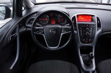 Opel Astra J Sports Tourer Facelifting 1.7 CDTI ECOTEC 110KM 2013 Opel Astra 1.7 Diesel 110 K. Klimatyzaqcja, Tempomat, LED, GWARANCJA 1.7, zdjęcie 11