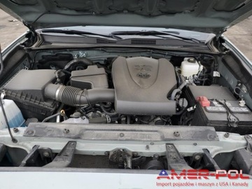 Toyota Tacoma II 2023 Toyota Tacoma _DOUBLE CAB_4x4_V6_3.5 L_278 km_2023r 3.5 Benzyna 278KM, zdjęcie 10