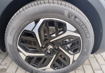 Citroen 2023 Citroen C4 FEEL Pack 1.2 Turbo 130KM EAT8 1.2 Benzyna 130KM, zdjęcie 16