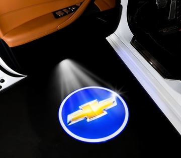 ZESTAW 2X PROJEKTOR LED LOGO CHEVROLET AVEO SPARK ORLANDO CRUZE LAMPKA 12V