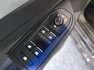 Volkswagen Golf VIII Hatchback 2.0 TDI SCR 150KM 2021 Volkswagen Golf VIII 2.0 TDI 150 KM, Automat, ACC, systent pasa, VC, zdjęcie 11