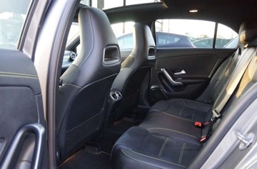 Mercedes Klasa A W177/V177 Hatchback 1.5 180d 116KM 2018 Mercedes-Benz Klasa A 1.5 Diesel 115 KM, Pakiet AMG, Navi, Kamera, Full LE, zdjęcie 30