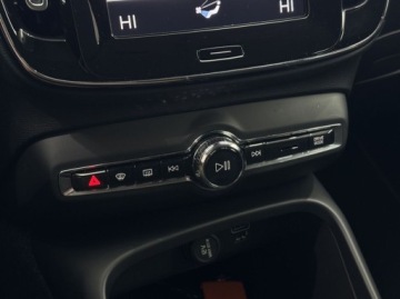 Volvo XC40 Crossover Plug-In 1.5 T4 Plug-in Hybrid 211KM 2021 Volvo XC 40 T4 Inscription Plug In Kamera cofania CarPlayAndroid Auto, zdjęcie 23