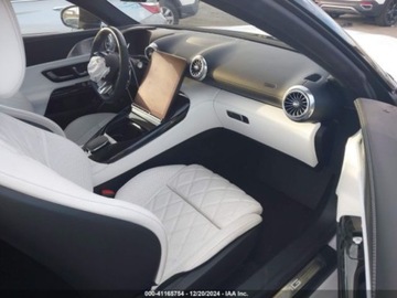 Mercedes SLK R172 2023 Mercedes-Benz SL Amg 63 4Matic 2023 4.0l 4.0 Benzyna 577KM, zdjęcie 9