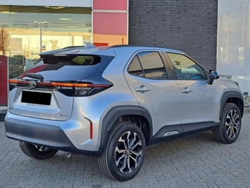 Toyota 2025 Od ręki - Style 1.5 Hybrid 130KM | Podgrzewane fotele!, zdjęcie 2