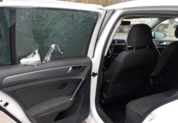 Volkswagen Golf VII Hatchback 3d Facelifting 1.6 TDI-CR DPF BMT 115KM 2018 Volkswagen Golf Diesel Okazja 1.6 Diesel 116KM, zdjęcie 19