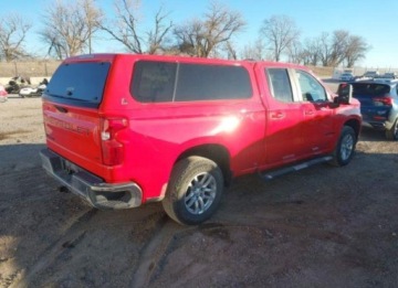 Chevrolet Silverado II 2022 Chevrolet Silverado 2022, 5.3L, 4x4, 1500 LTD, po gradobiciu 5.3 Benzyna, zdjęcie 6