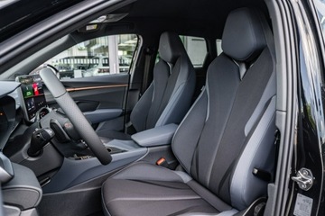 Cupra Terramar SUV 1.5 eTSI 150KM 2025 Cupra Terramar 1.5 e-TSI 150 KM DSG, zdjęcie 14