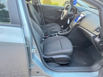 Opel Astra J Hatchback 5d 1.4 Twinport ECOTEC 100KM 2011 Opel Astra 1.4 100KM Klima 1-reka Tablet Carplay Gotowy do jazdy PL, zdjęcie 5