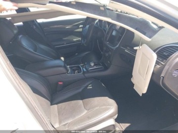 Chrysler 300C II 2020 Chrysler 300 Limited 2020 3.6l 3.6 Benzyna 292KM, zdjęcie 9