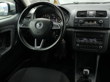 Skoda Fabia II Kombi Facelifting 1.2 TSI 85KM 2014 Skoda Fabia 1.2 TSI, Salon Polska, Klima, zdjęcie 6