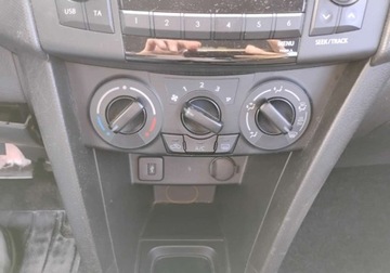 Suzuki Swift V Hatchback 3d Facelifting 1.2 VVT 94KM 2014 Suzuki Swift 2014r, 1.2 Benzyna. Uszkodzony lewy przod. 1.2 Benzyna 94KM, zdjęcie 13