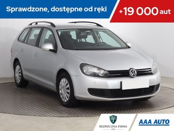 Volkswagen Golf VII Variant 1.6 TDI CR DPF BlueMotion Technology 105KM 2013 VW Golf 1.6 TDI, Salon Polska, Klima