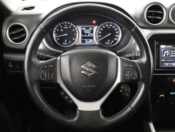 Suzuki Vitara III SUV 1.6 VVT 120KM 2018 Suzuki Vitara 1.6 VVT, Salon Polska, Serwis ASO, zdjęcie 14