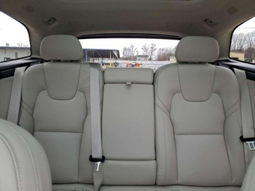 Volvo XC60 II Crossover Facelifting 2.0 B5 250KM 2025 Volvo XC 60 Ultra 2025 2.0L 2.0 Hybryda 250KM, zdjęcie 10