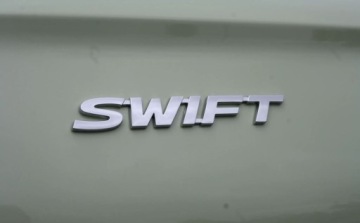 Suzuki Swift VI Hatchback Facelifting 1.2 DualJet SHVS 83KM 2025 Suzuki Swift DEMO Elegance 1.2 mild Hybrid 2WD CVT 1.2 Hybryda 83KM, zdjęcie 18