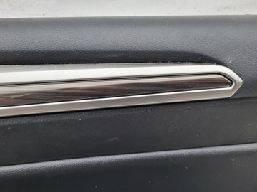 Панель двери правая задняя Ford Fusion Sedan США