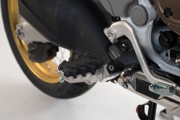 ZESTAW PODNÓŻKA EVO SW MOTECH FOOTREST KIT EVO