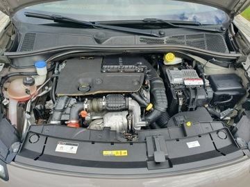 Citroen C4 Cactus Crossover 1.6 BlueHDi 100KM 2015 Citroen C4 Cactus 1.6hdi 100KM Klima Navi Alu, zdjęcie 17