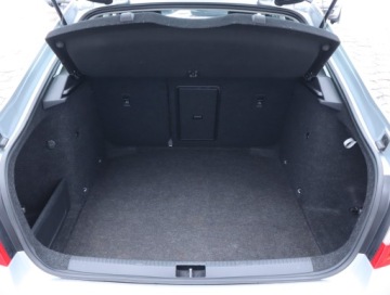 Skoda Octavia III Liftback Facelifting 1.5 TSI ACT 150KM 2019 Skoda Octavia 1.5 TSI, Salon Polska, Klima, zdjęcie 11