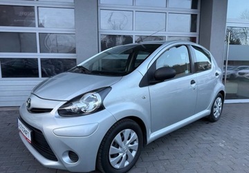 Toyota Aygo I Hatchback 5d Facelifting 1.0 VVT-i 68KM 2014 Toyota Aygo z instalacja gazowa, czujniki parkowania, Salon Polska 68KM, zdjęcie 2