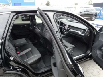 Volvo XC60 II 2022 Volvo XC 60 Inscription Navi Full Led Skora Alu 19 Keyless Go Kamera 2022, zdjęcie 9