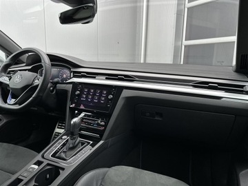 Volkswagen Arteon Shooting Brake R 2.0 TSI 320KM 2023 Volkswagen Arteon 2.0TSI 320KM 4X4 R DSG l Panoram, zdjęcie 12