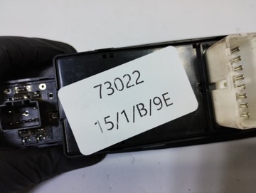 KIA MAGENTIS I PANEL KLIMATIZACE 621W10030