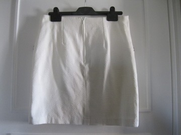 КРАСИВАЯ БЕЛАЯ ЮБКА ОРСЕ, РАЗМЕР 38