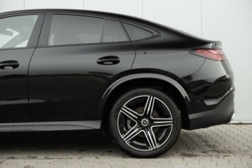 Mercedes GLC C254/X254 Coupe 2.0 200 204KM 2024 Mercedes-Benz GLC Jasne wnetrze 200 4Matic Coupe AMG Salon PL Autotrade, zdjęcie 13