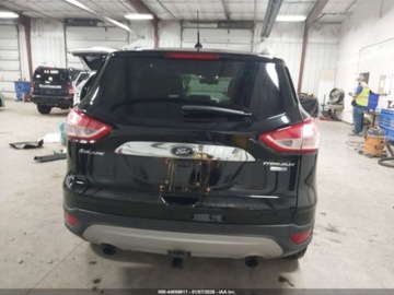 Ford Escape III 2015 Ford Escape 2.0 benzyna 240KM 4X4 wersja TITANIUM mala szkoda i maly przeb, zdjęcie 9