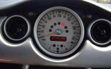 Mini One I 1.6 90KM 2002 MINI ONE 1.6B Klima Zadbany Serwisowany 1.6 Benzyna 90KM, zdjęcie 30