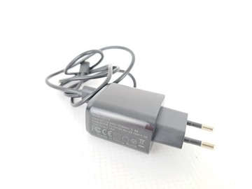 ДОК-СТАНЦИЯ ИНДУКЦИОННОГО ЗАРЯДНОГО УСТРОЙСТВА 3 в 1 G618