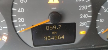 MERCEDES E TŘÍDA W210 PŘÍSTROJOVÁ DESKA BUDÍKY A2105401711
