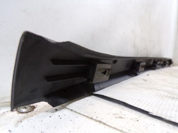 НАКЛАДКА ПЕРЕДНЕГО ОКНА MERCEDES VITO W638 6386980179