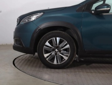 Peugeot 2008 I SUV Facelifting 1.6 BlueHDi 99KM 2017 Peugeot 2008 1.6 BlueHDi, Skóra, Klima, zdjęcie 14