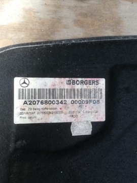 ОБЛИЦОВКА БАГАЖНИКА E-CLASS W207 КУПЕ 15 лет