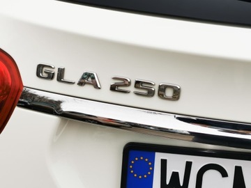 Mercedes GLA I Off-Roader Facelifting 2.0 250 211KM 2018 MERCEDES GLA 250 / 2.0 Benzyna / 211 KM / Automatyczna skrzynia biegów, zdjęcie 23