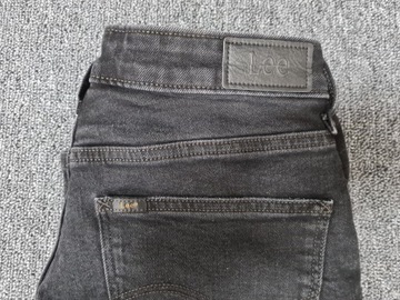 Czarne spodnie lee jeans model carol 29 /31